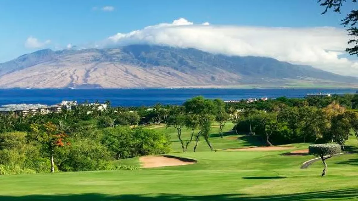 Go old school at Wailea Golf Club's Old Blue Course on Maui